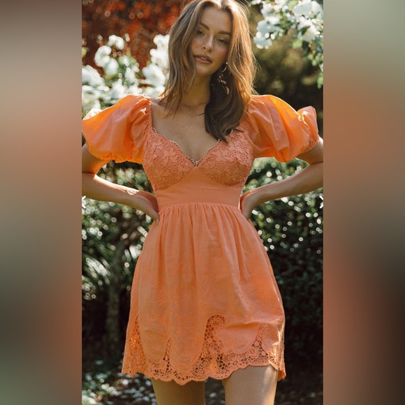 Selfie Leslie Dresses & Skirts - SELFIE LESLIE NWT LOVERS LANE LACE TRIM PUFF SLEEVE DRESS